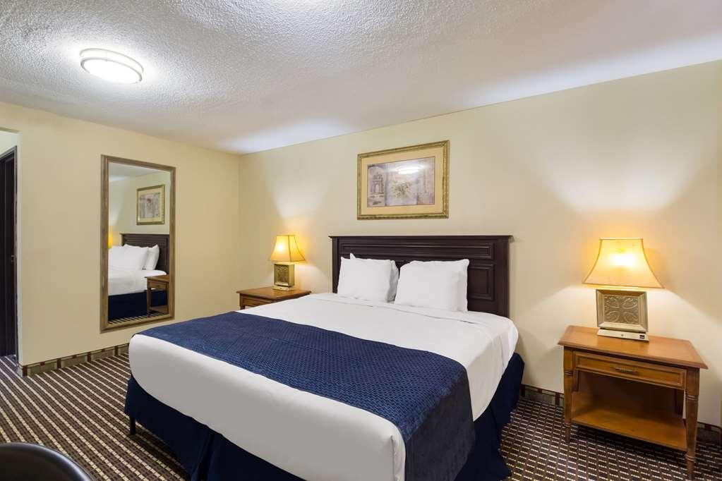 Rodeway Inn Houston North Greenspoint Pokoj fotografie