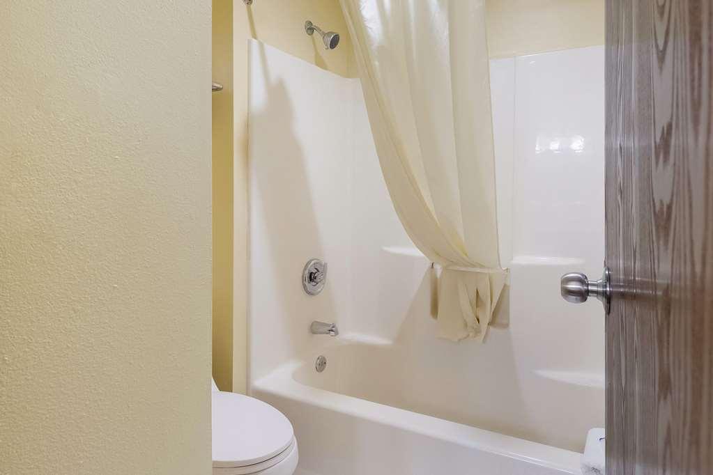 Rodeway Inn Houston North Greenspoint Pokoj fotografie