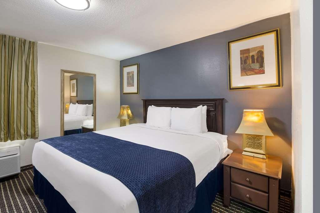 Rodeway Inn Houston North Greenspoint Pokoj fotografie
